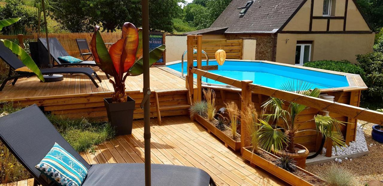 Le Vieux Moulin Gites - Detached Cottage With Garden Views And Pool Guégon Exterior foto